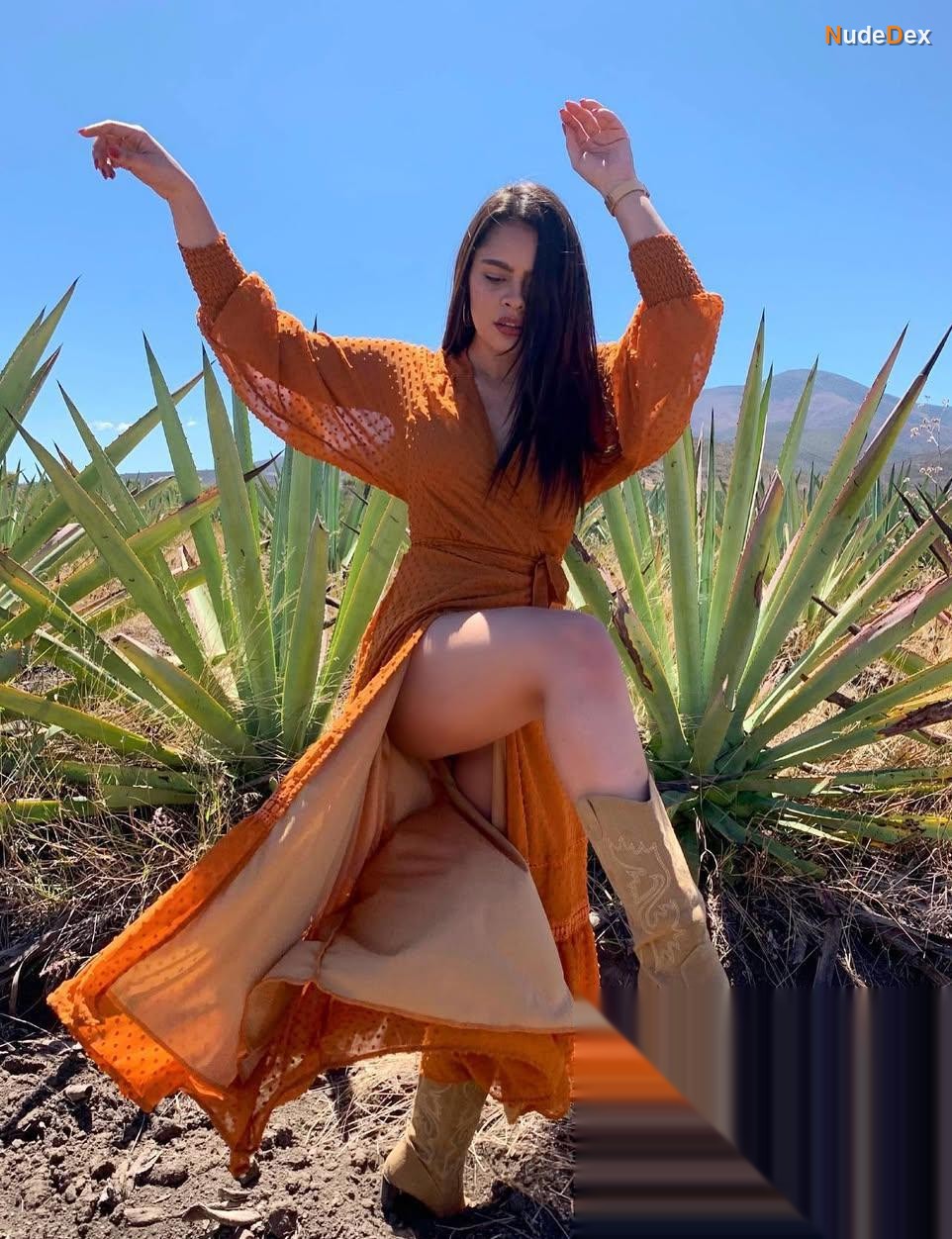 Estefania Rios in La Rosa De Guadalupe, photo 14