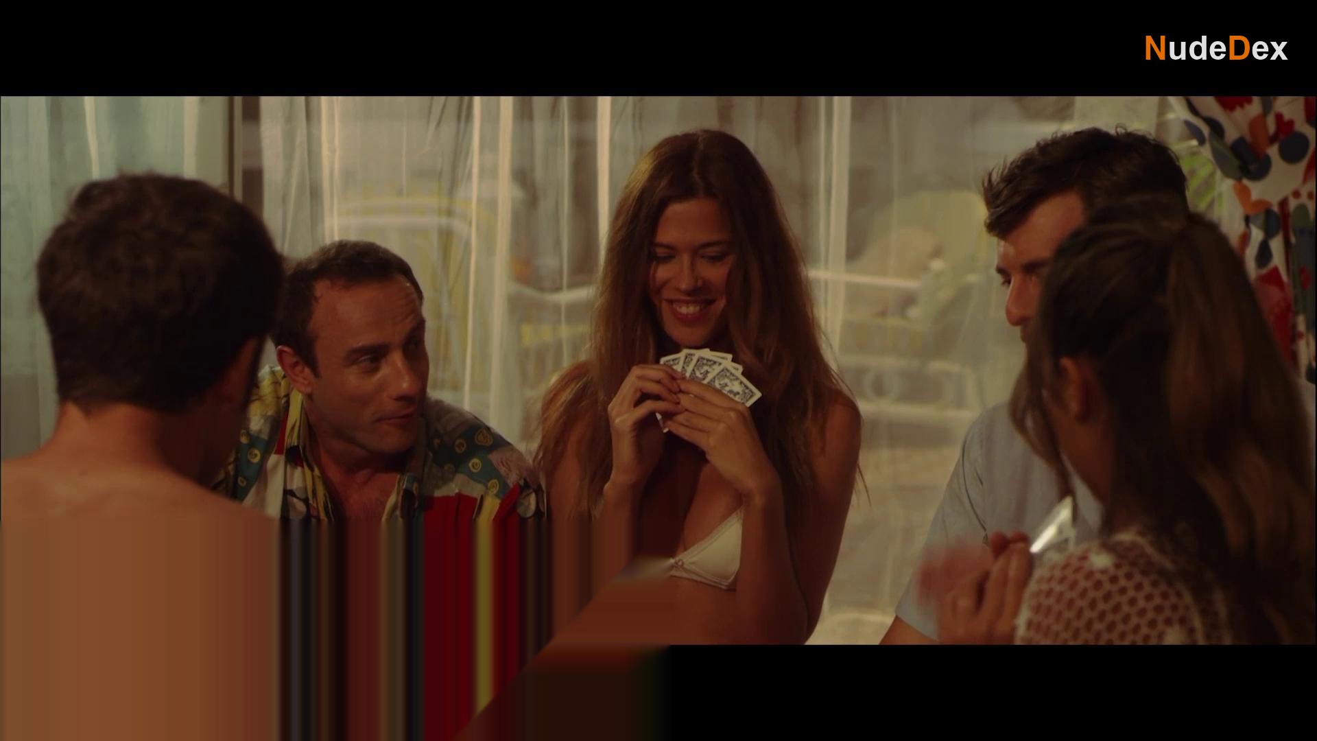Estefania Zaragoza in Benidorm Mon Amour, photo 3