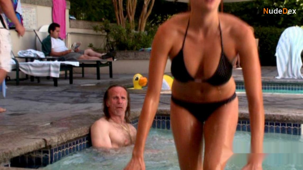 Estella Warren in Her Minor Thing, photo 2