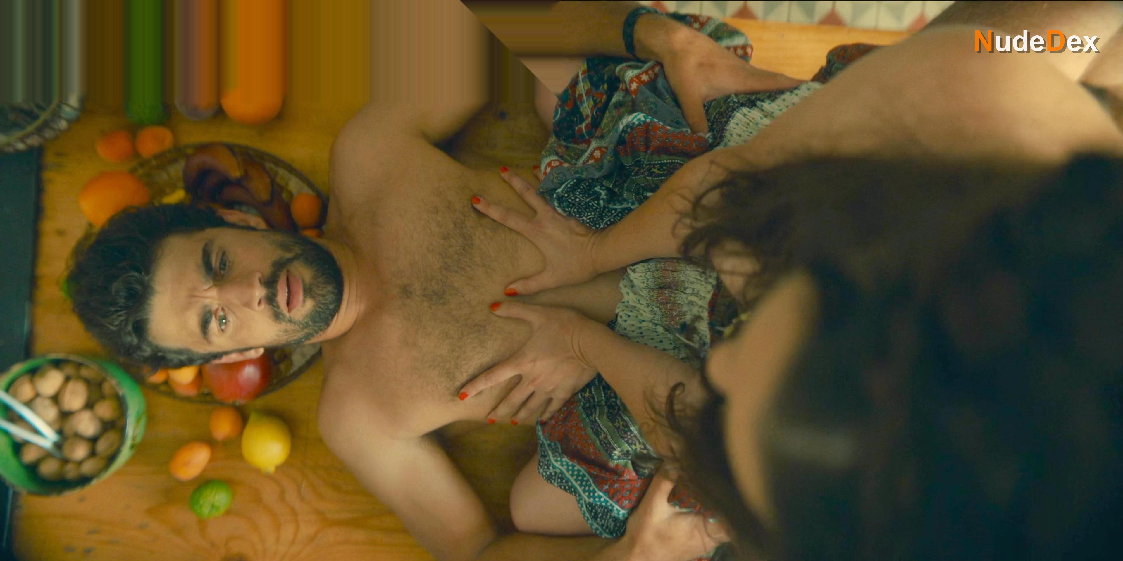 Estelle Meyer in Escort Boys, photo 8