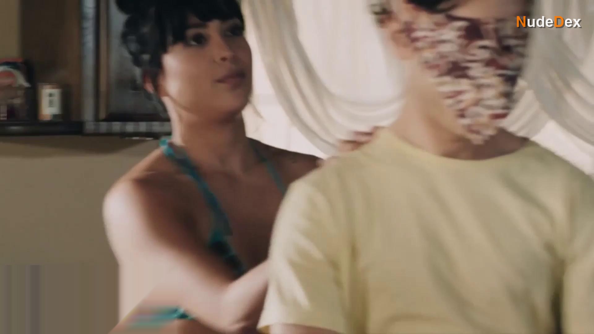 Estephania Barba in Levantate Papito, photo 46