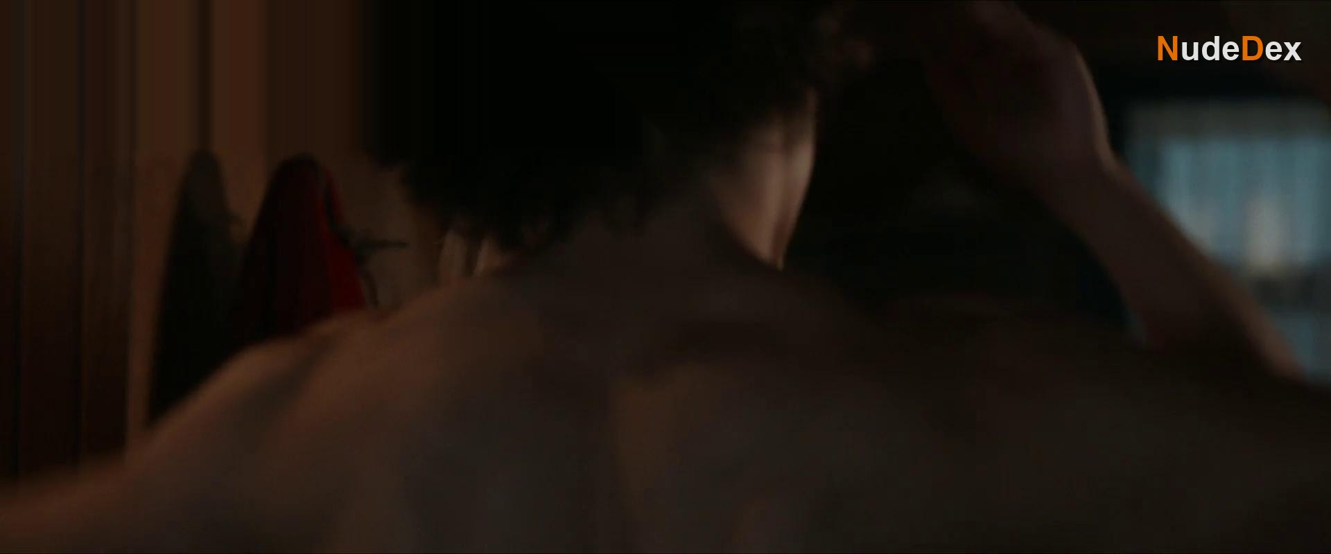 Esther-rose Mcgregor in We Were Liars, photo 7