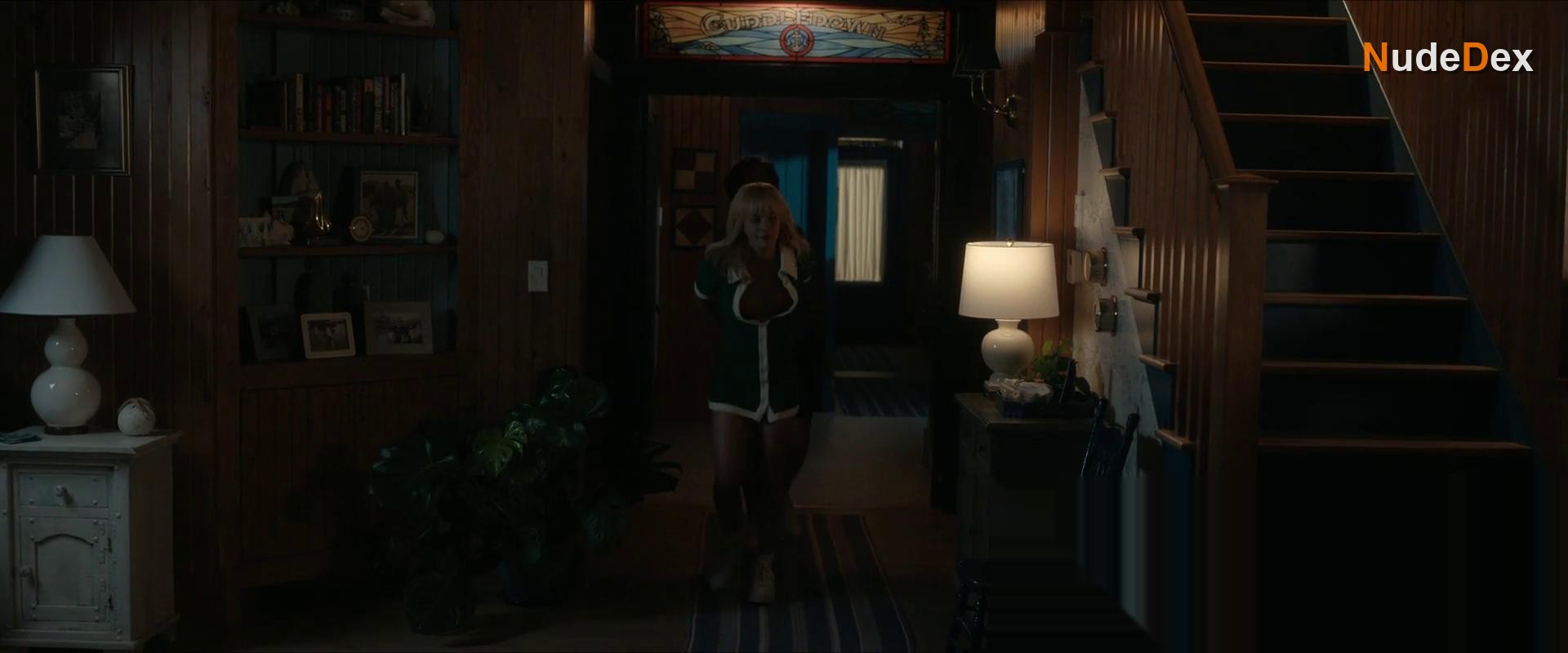 Esther-rose Mcgregor in We Were Liars, photo 20