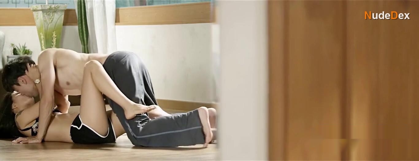 Eun-jeong Kim in Tasty Working Girl, photo 12