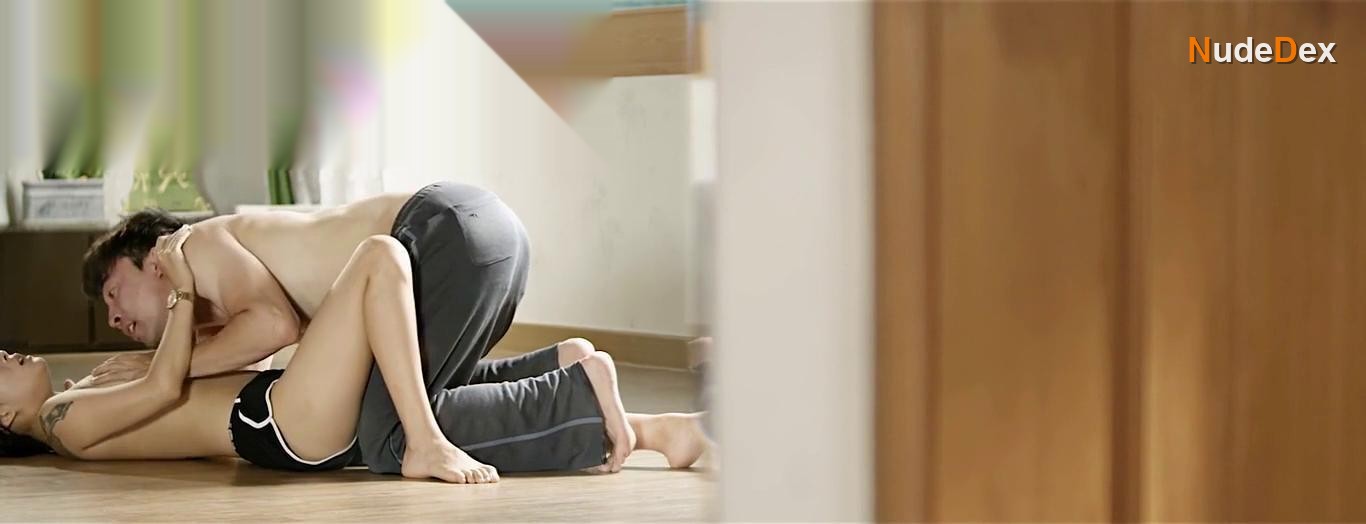 Eun-jeong Kim in Tasty Working Girl, photo 13