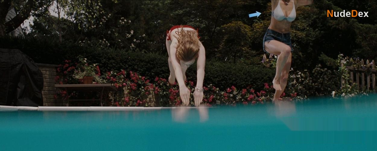 Eva Amurri Martino in The Life Before Her Eyes, photo 3