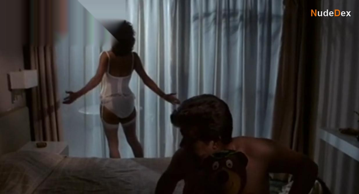 Eva Astor in Lemon Popsicle 7, photo 3