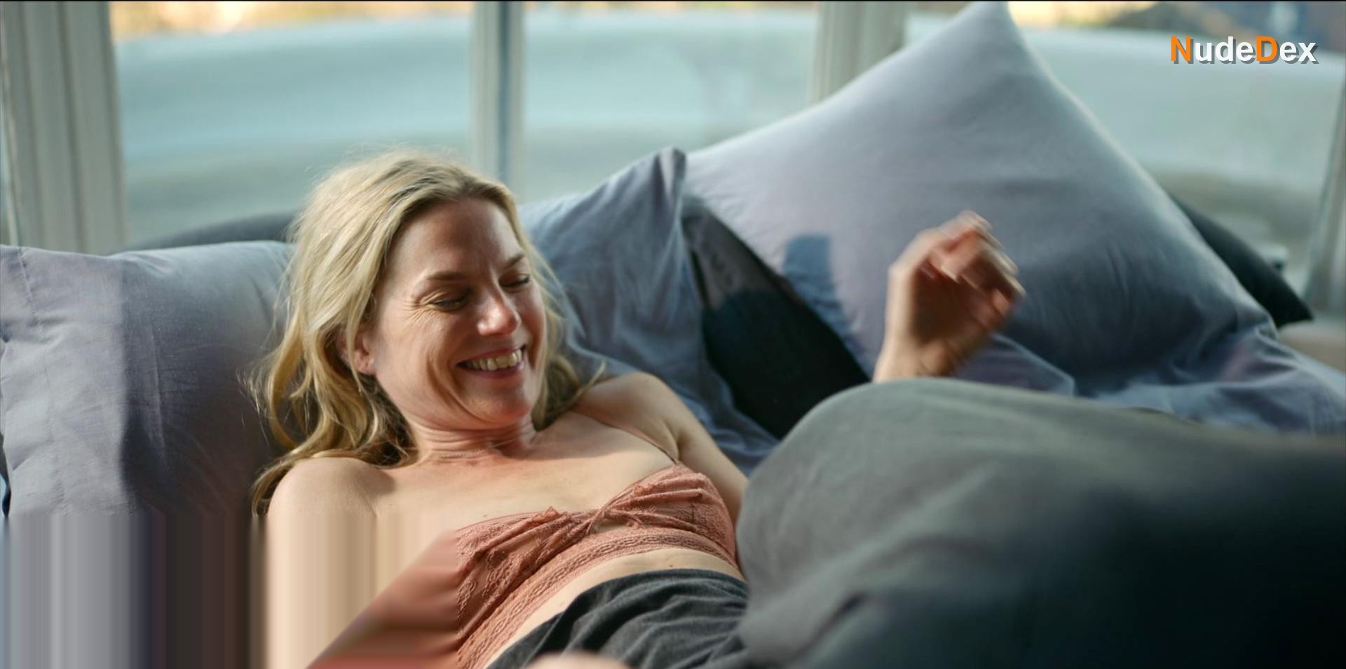 Eva Birthistle in Bad Sisters, photo 17