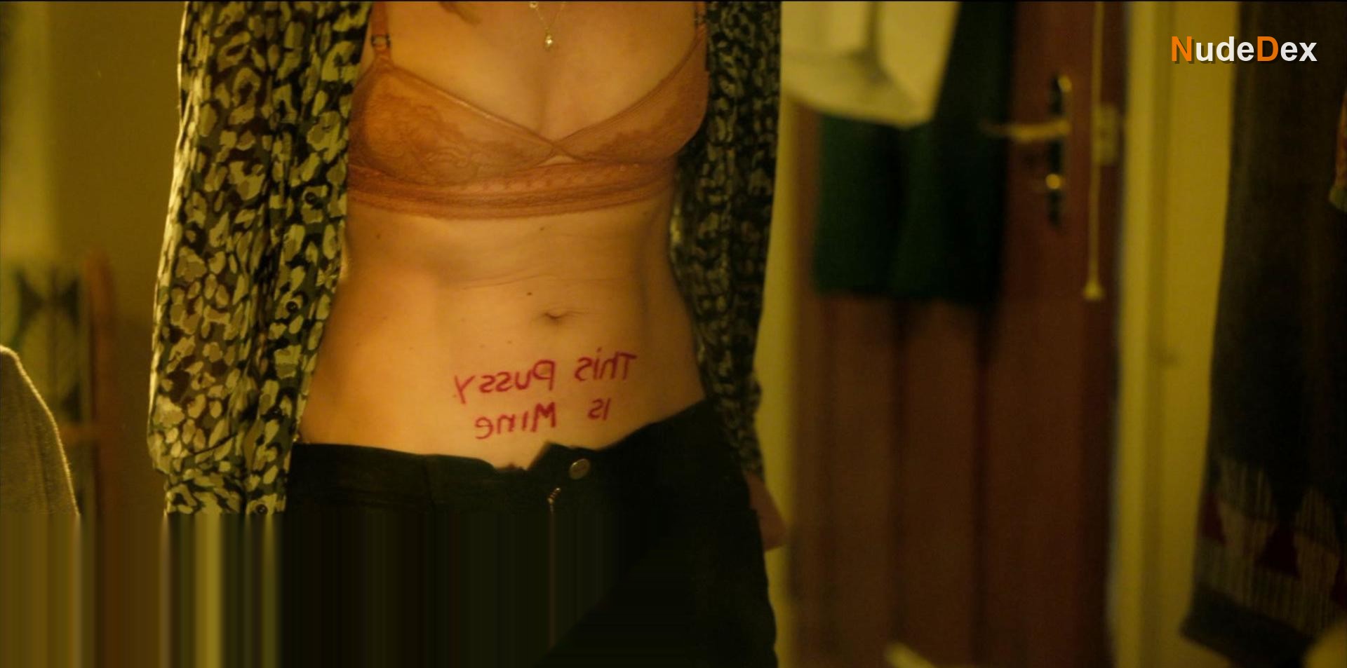 Eva Birthistle in Bad Sisters, photo 18