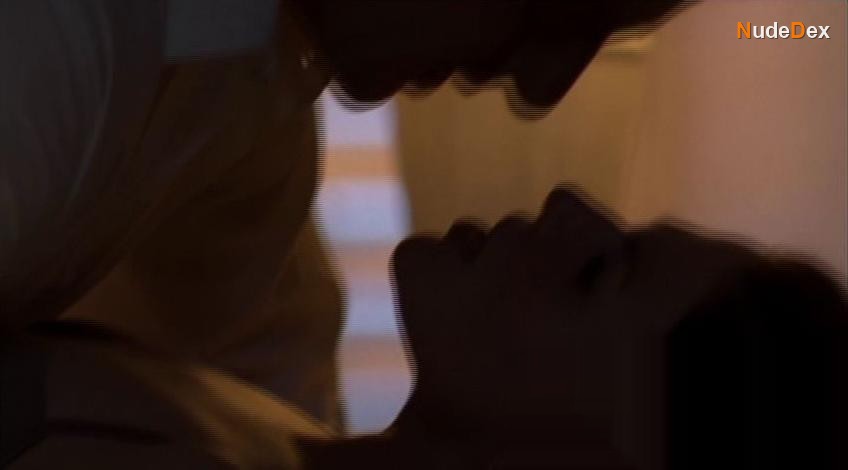 Eva Birthistle in The State Within, photo 2
