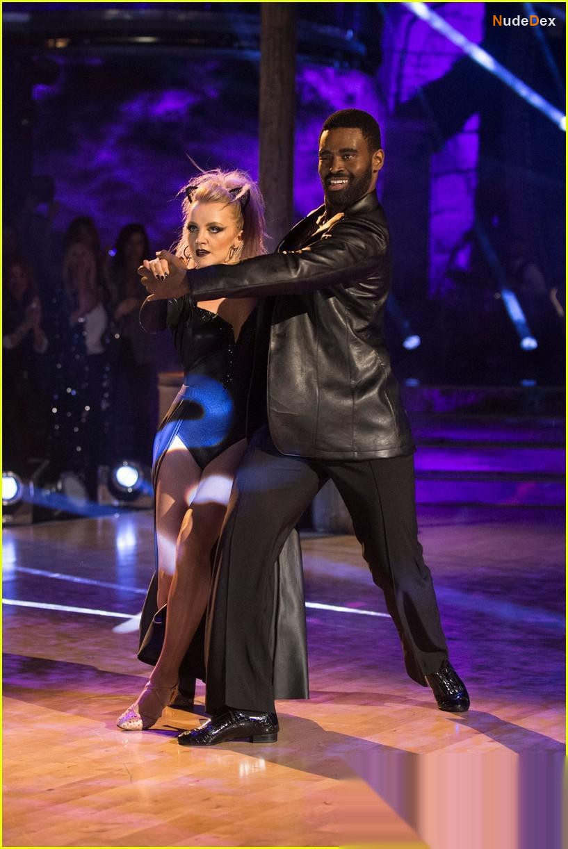 Evanna Lynch in Dancing With The Stars, photo 62