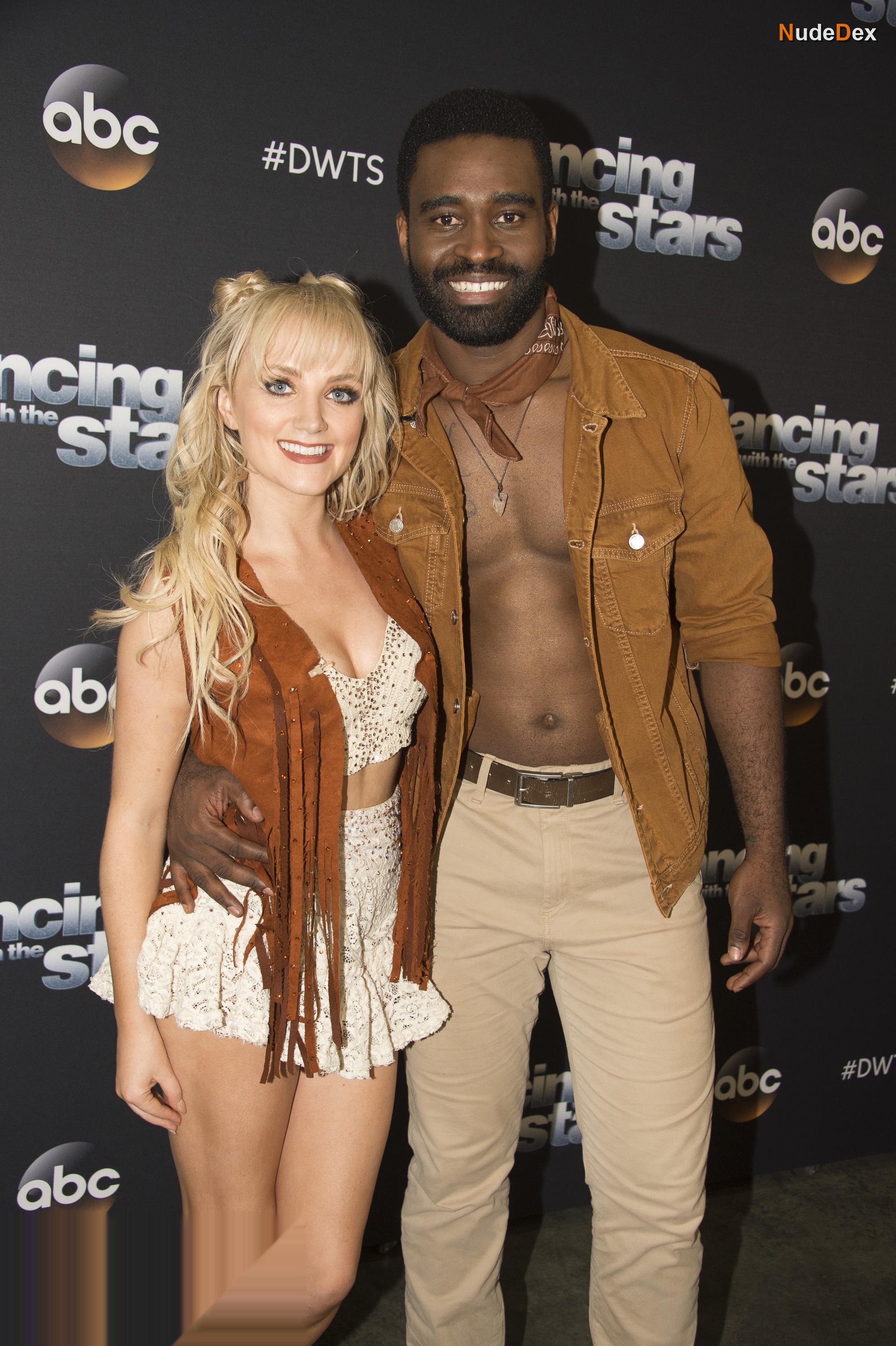 Evanna Lynch in Dancing With The Stars, photo 77