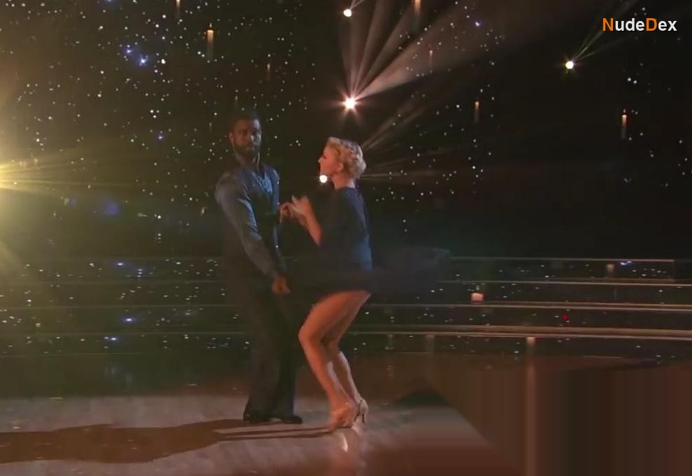 Evanna Lynch in Dancing With The Stars, photo 95