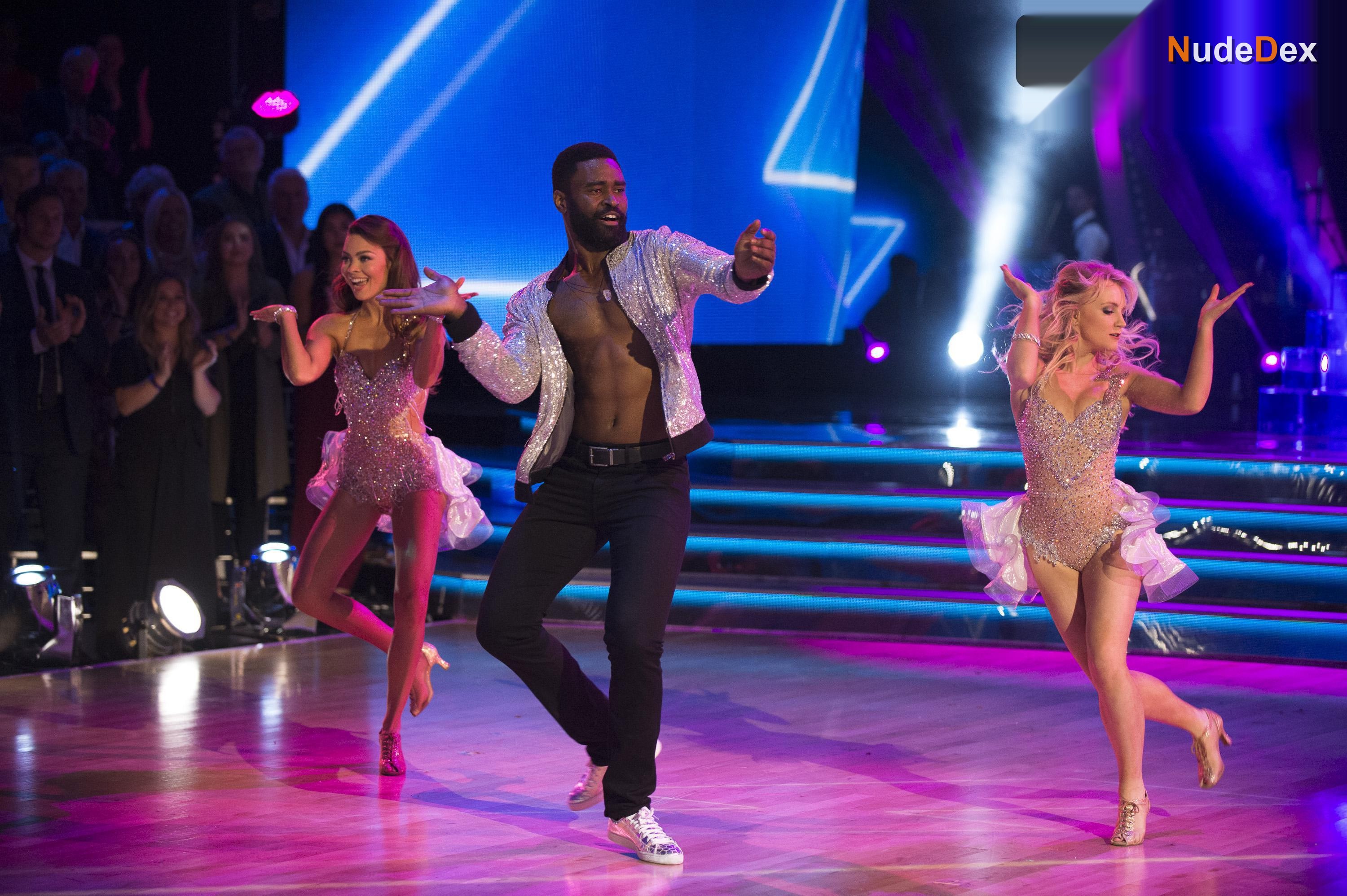 Evanna Lynch in Dancing With The Stars, photo 104
