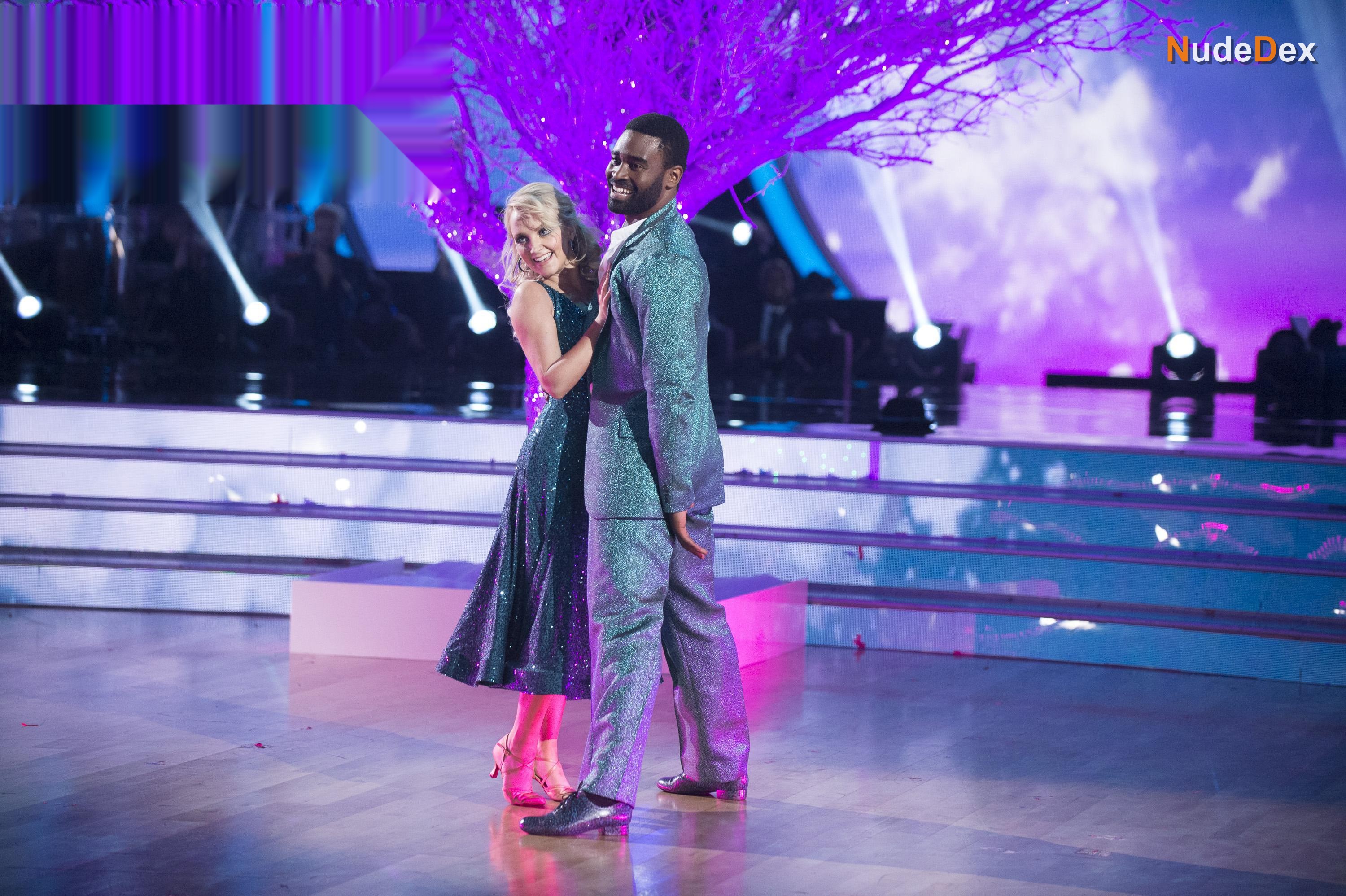 Evanna Lynch in Dancing With The Stars, photo 109