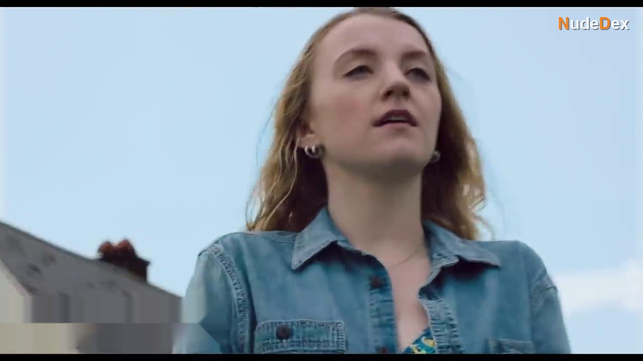 Evanna Lynch in My Name Is Emily, photo 21