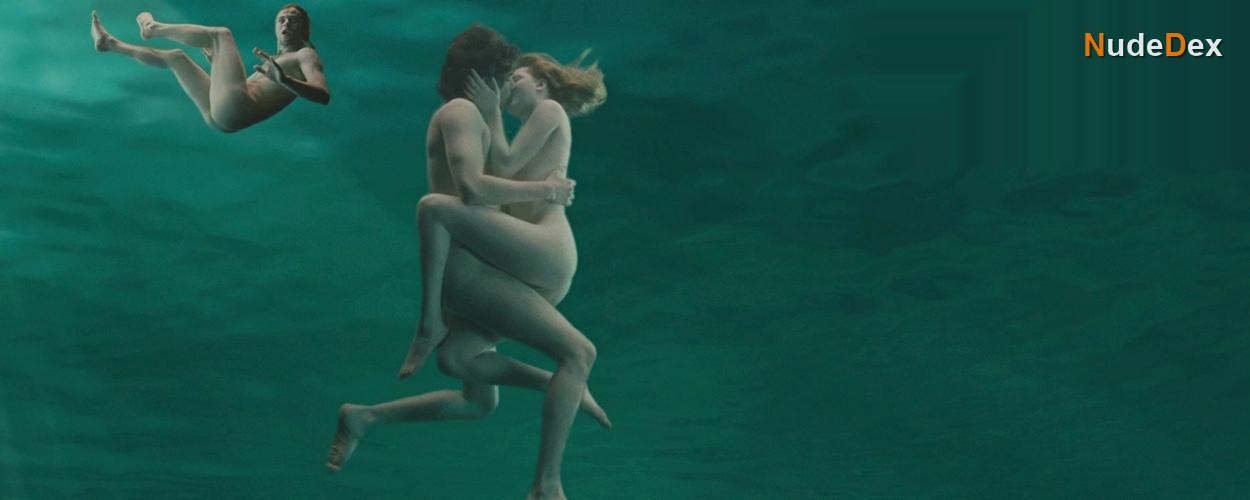 Evan Rachel Wood in Across The Universe, photo 1