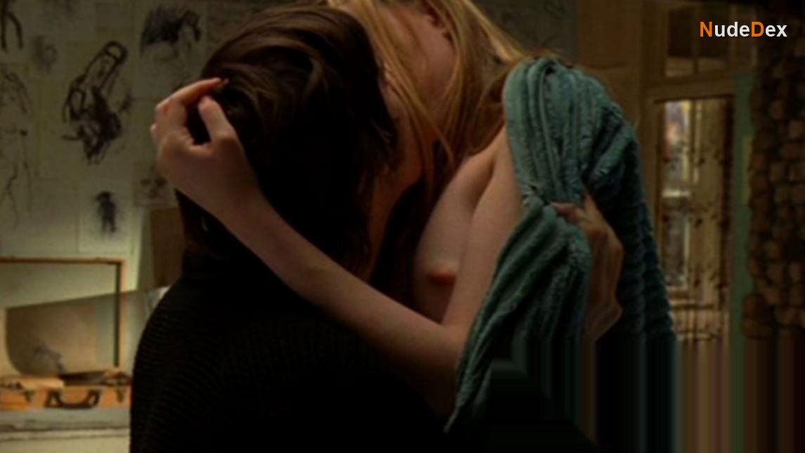Evan Rachel Wood in Across The Universe, photo 10