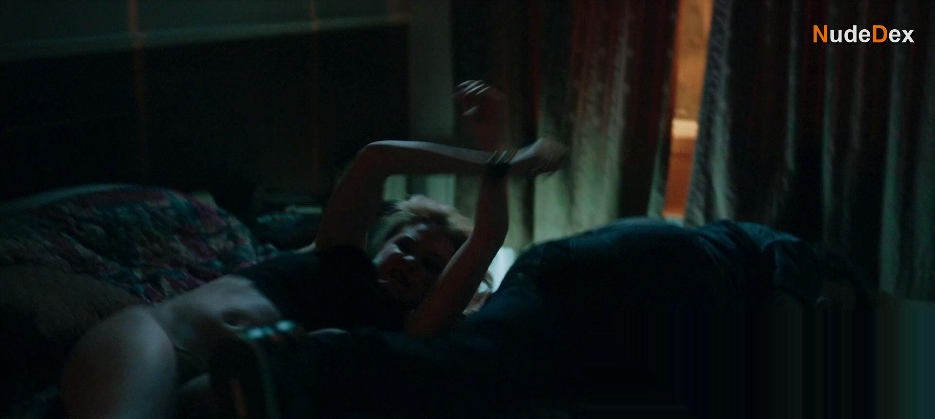 Evan Rachel Wood in Allure, photo 7