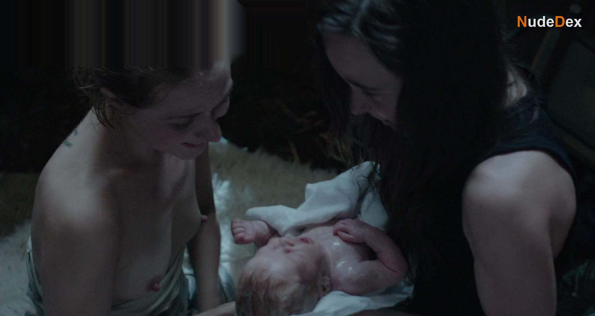 Evan Rachel Wood in Into The Forest, photo 8