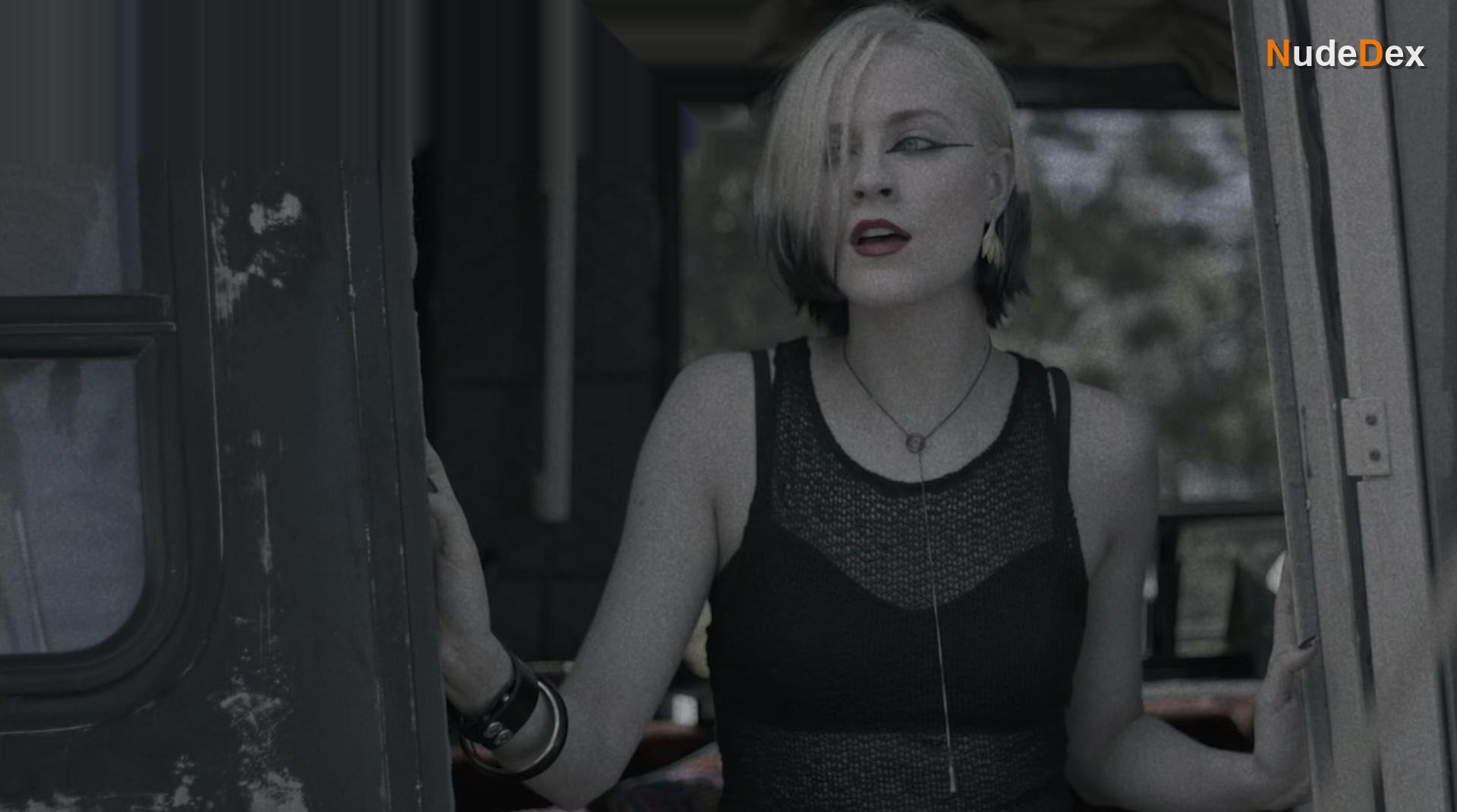 Evan Rachel Wood in Viena And The Fantomes, photo 2