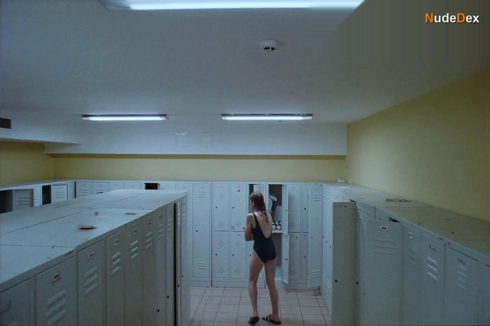 Eva Vaitulionyte in Toxic, photo 5