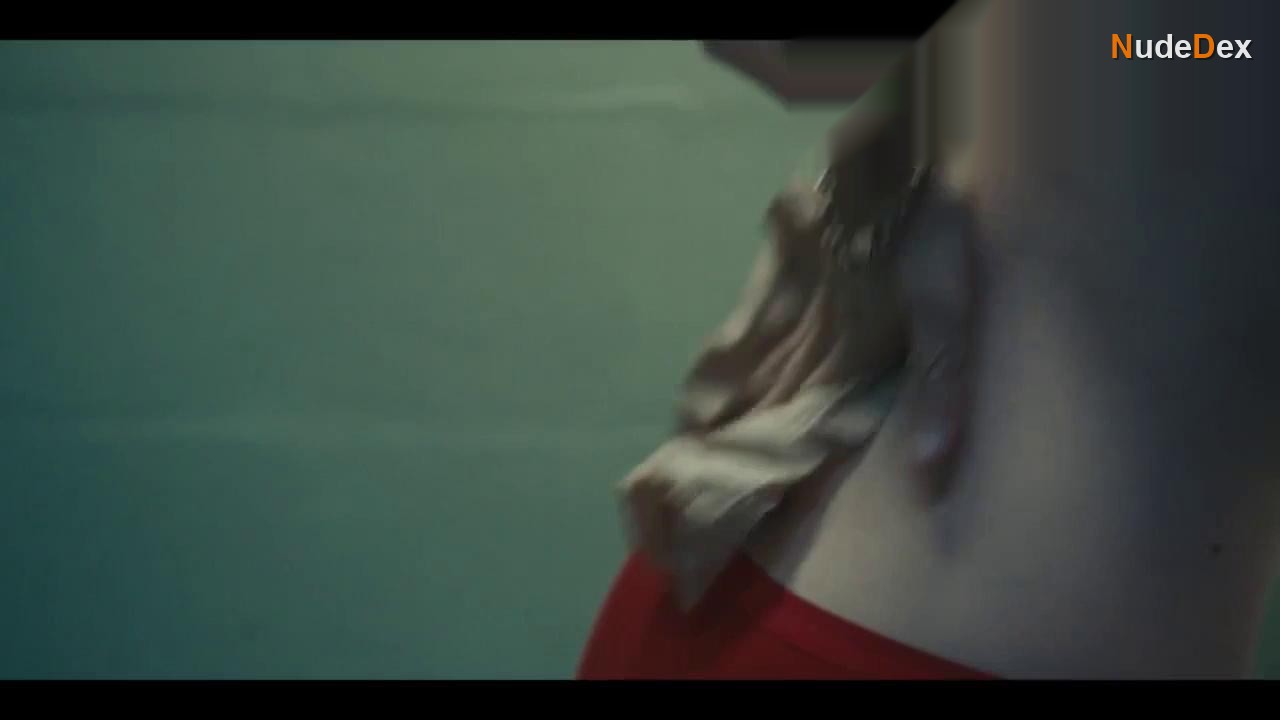 Evelyne Brochu in Chouchou, photo 6