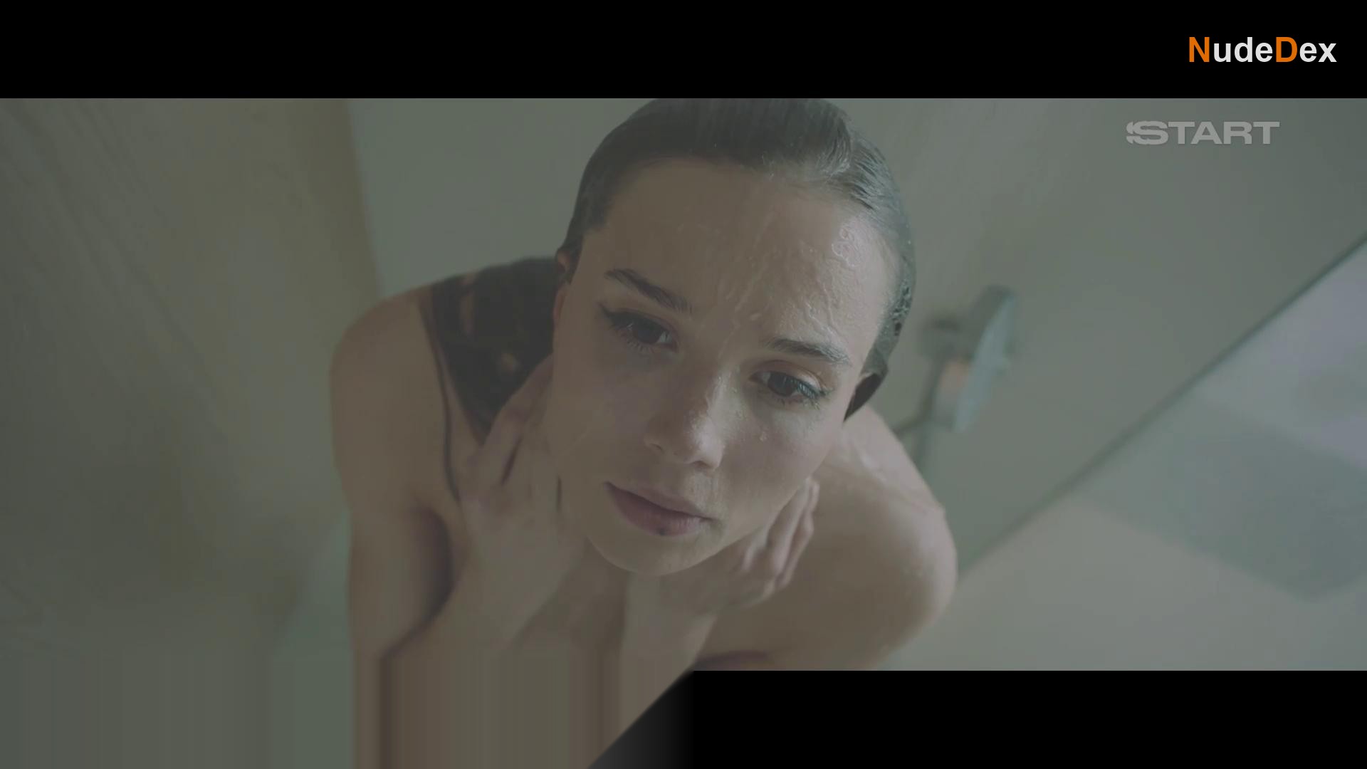 Evgeniya Leonova in Opasnaya Blizost, photo 6