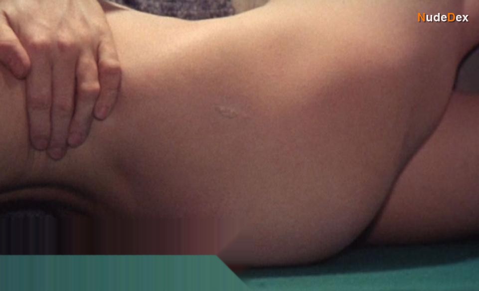 Ewa Aulin in Candy, photo 1