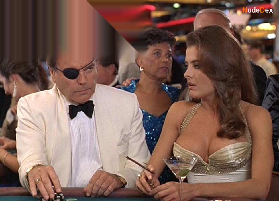 Fabiana Udenio in Austin Powers: International Man Of Mystery, photo 3