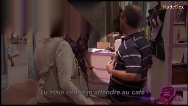 Fabienne Carat in Section De Recherches, photo 15