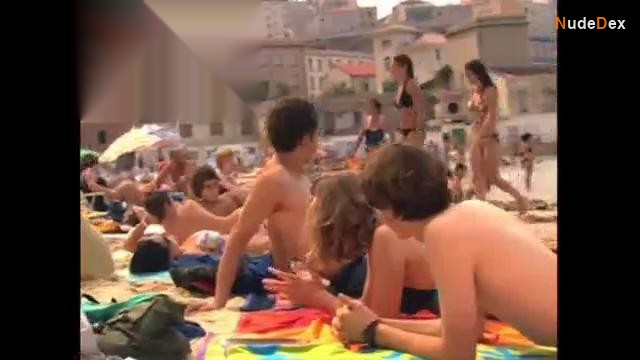 Fabienne Carat in Section De Recherches, photo 17