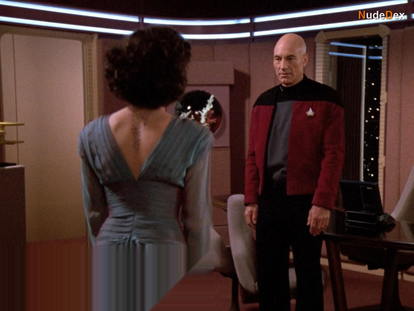 Famke Janssen in Star Trek The Next Generation, photo 15