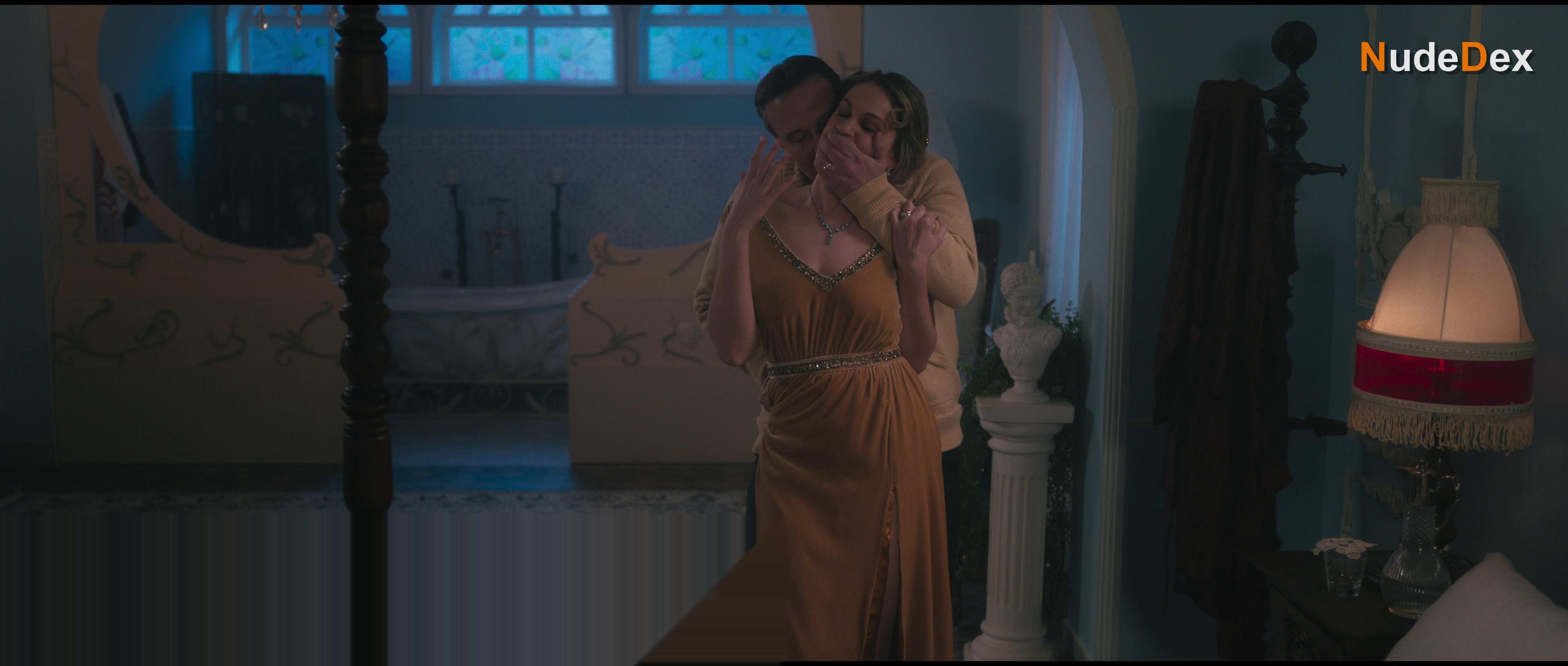 Farah Zeynep Abdullah in Bihter, photo 6