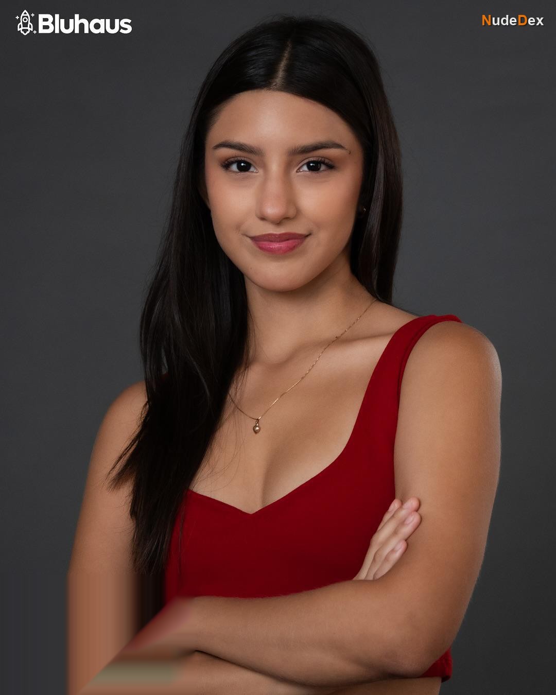 Fernanda Llanos in Papa En Apuros, photo 3