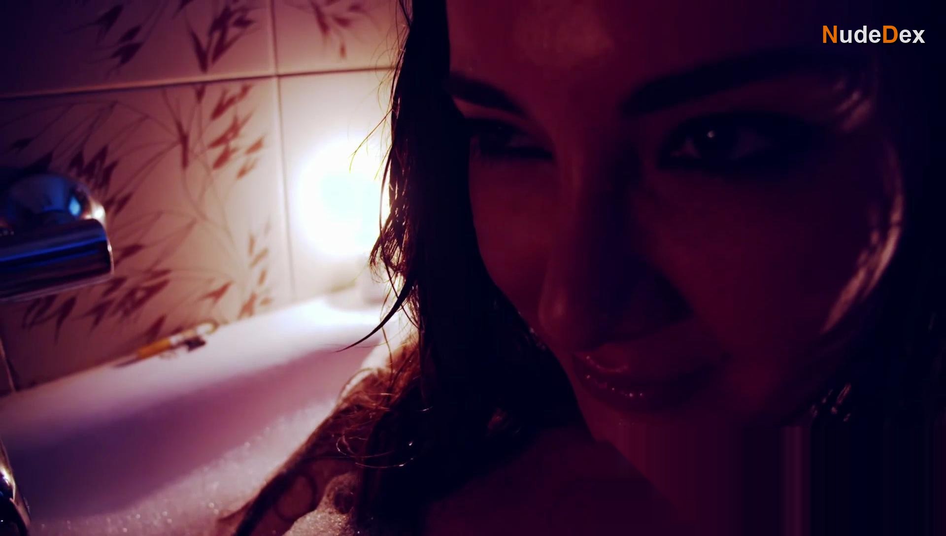 Fidan Abdullazade in Devil S Witness, photo 5