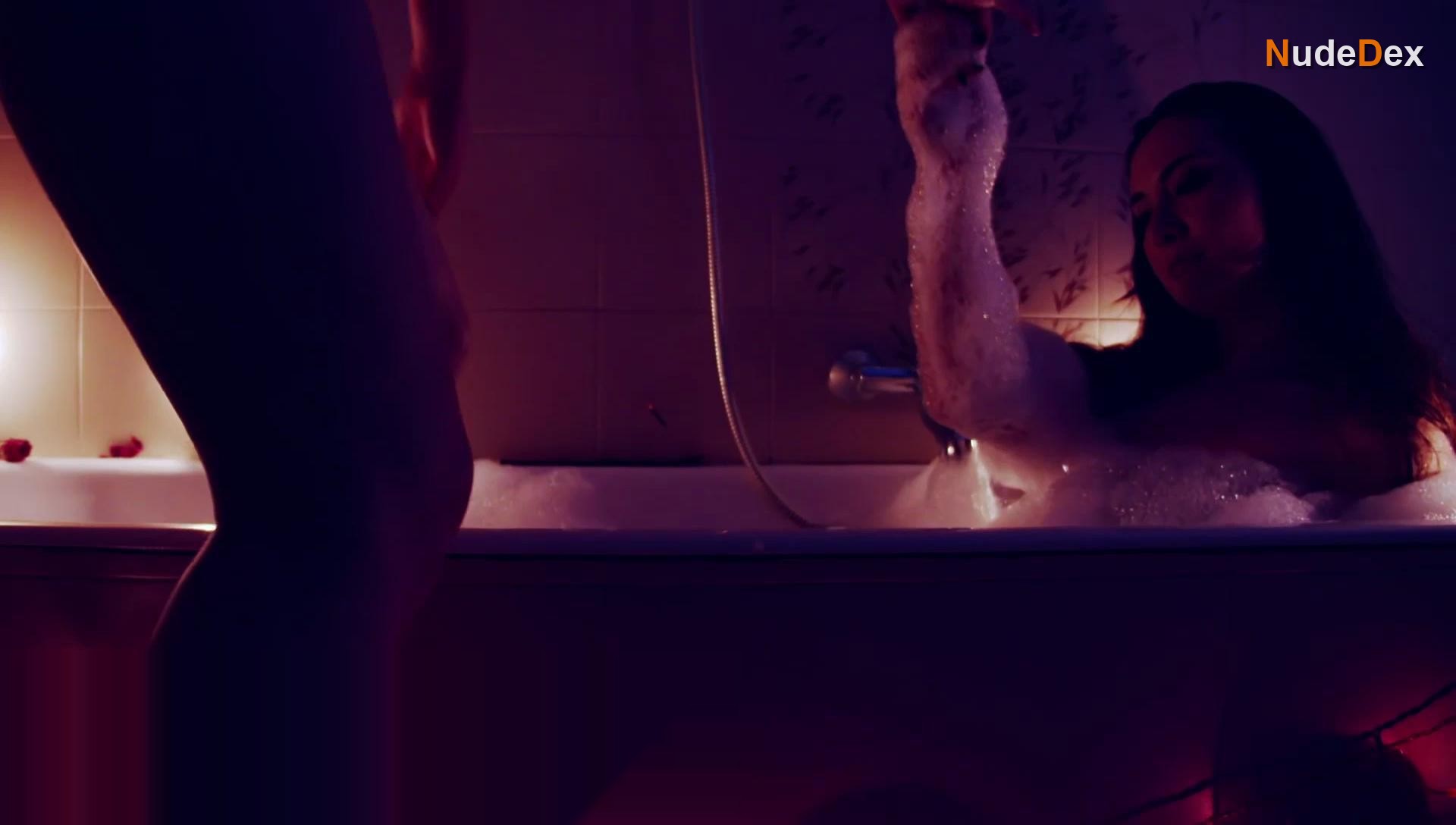 Fidan Abdullazade in Devil S Witness, photo 6