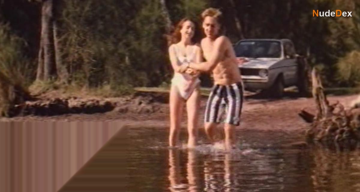 Fiona Gauntlett in Stones Of Death, photo 2