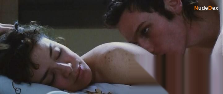 Flora Martinez in Tuya Siempre, photo 28