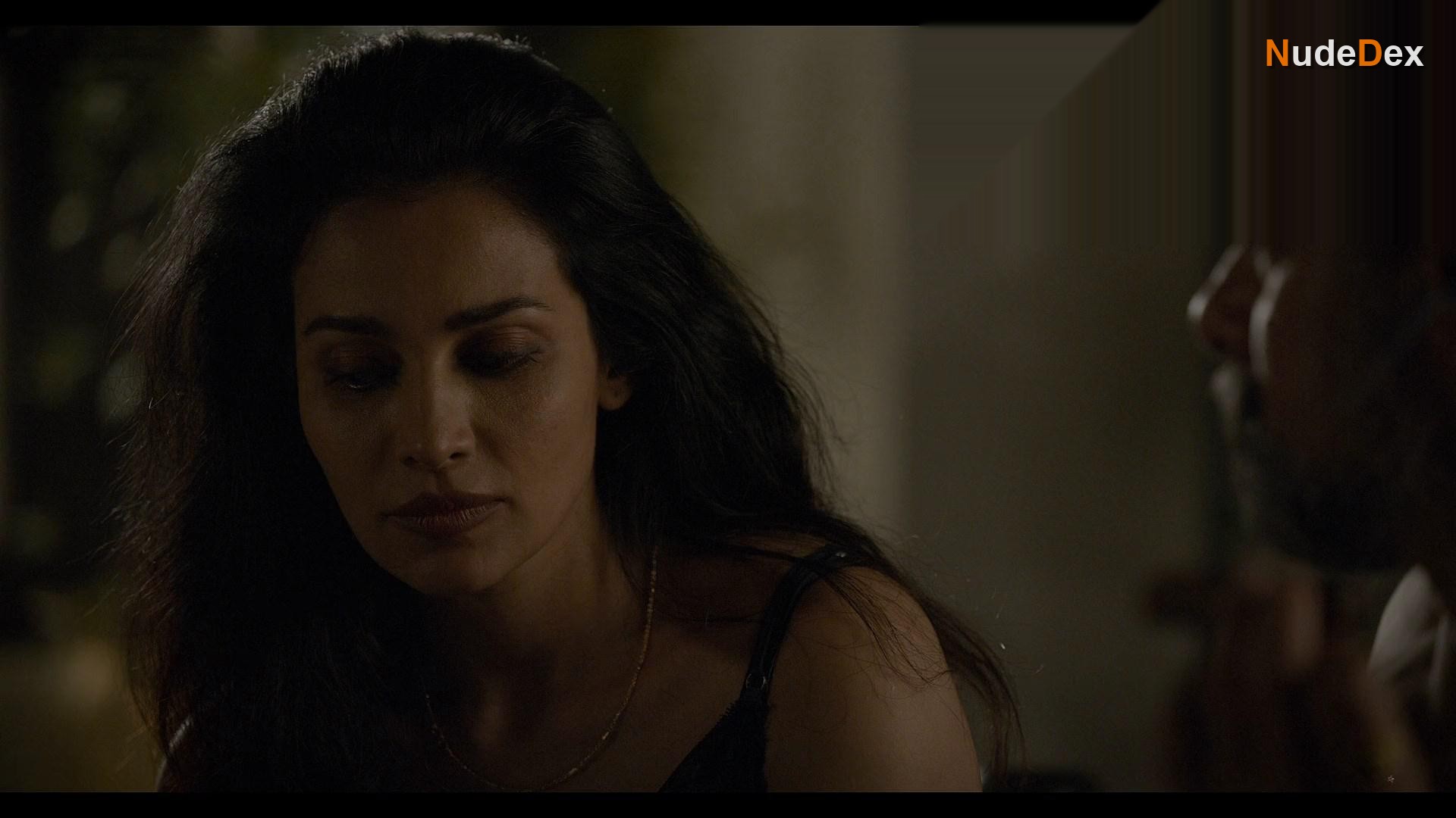 Flora Saini in City Of Dreams, photo 4