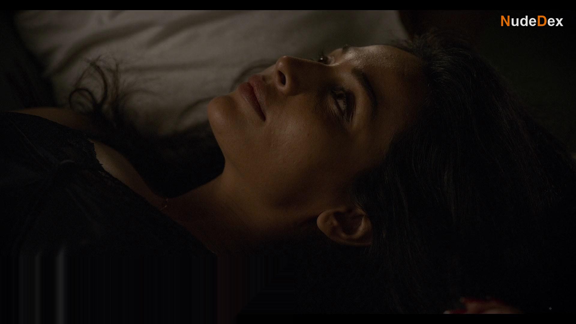 Flora Saini in City Of Dreams, photo 12