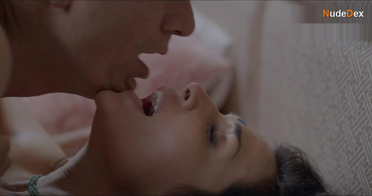 Flora Saini in City Of Dreams, photo 22