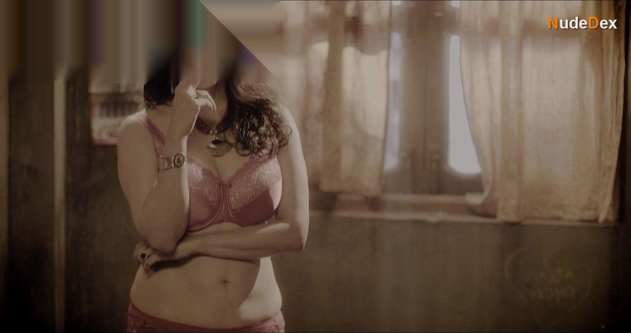 Flora Saini in City Of Dreams, photo 42