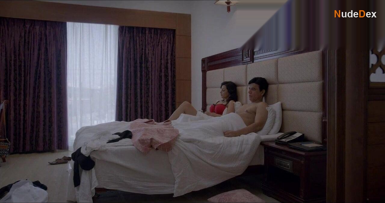 Flora Saini in City Of Dreams, photo 45