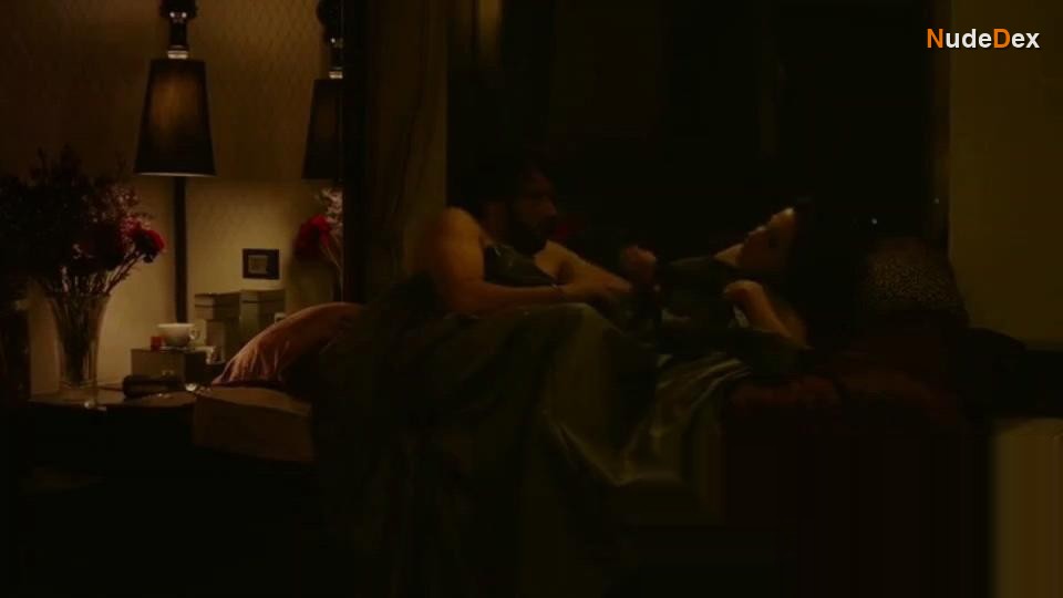 Flora Saini in Inside Edge, photo 8