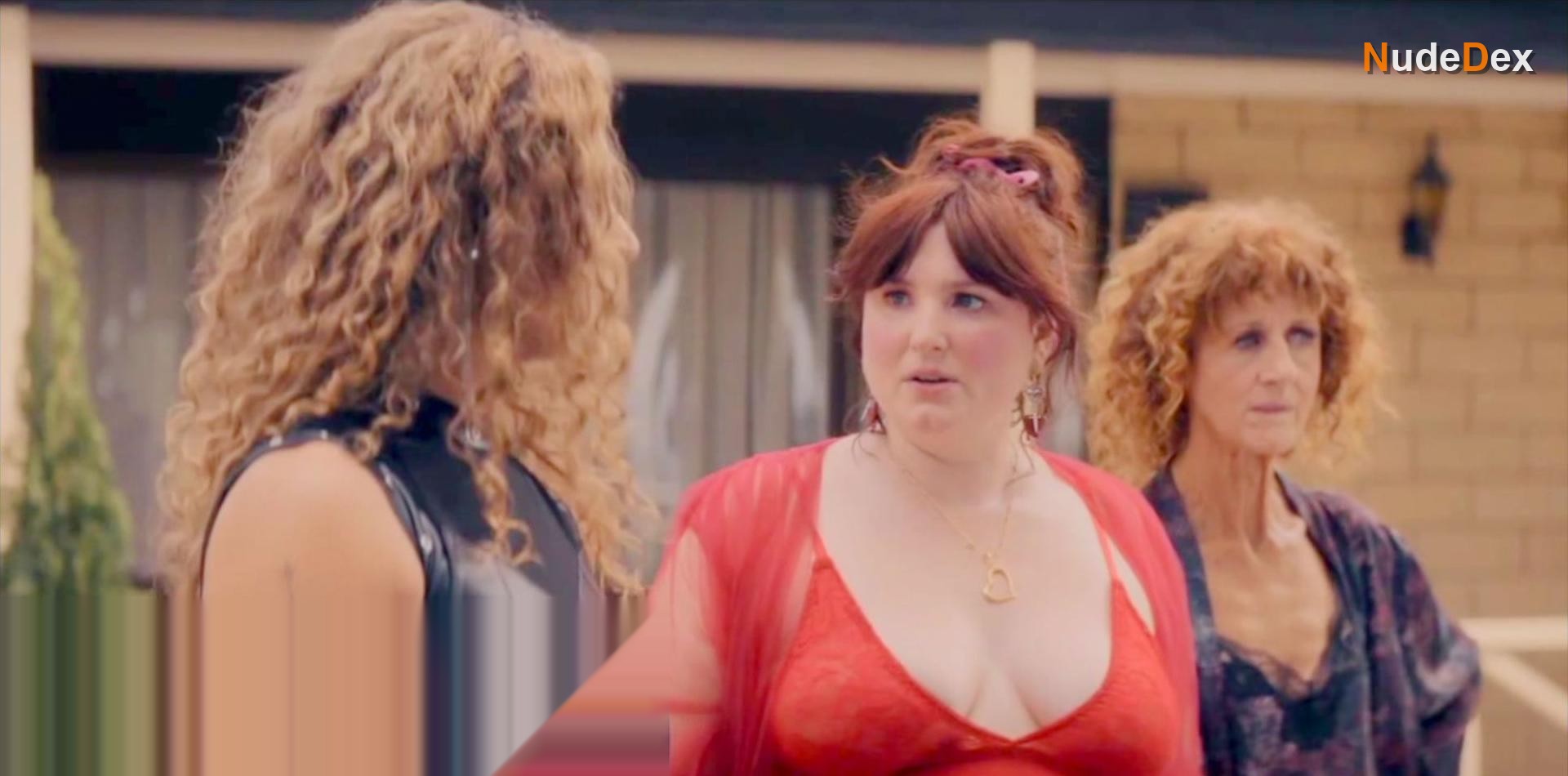 Florence Hartigan in Madam, photo 10