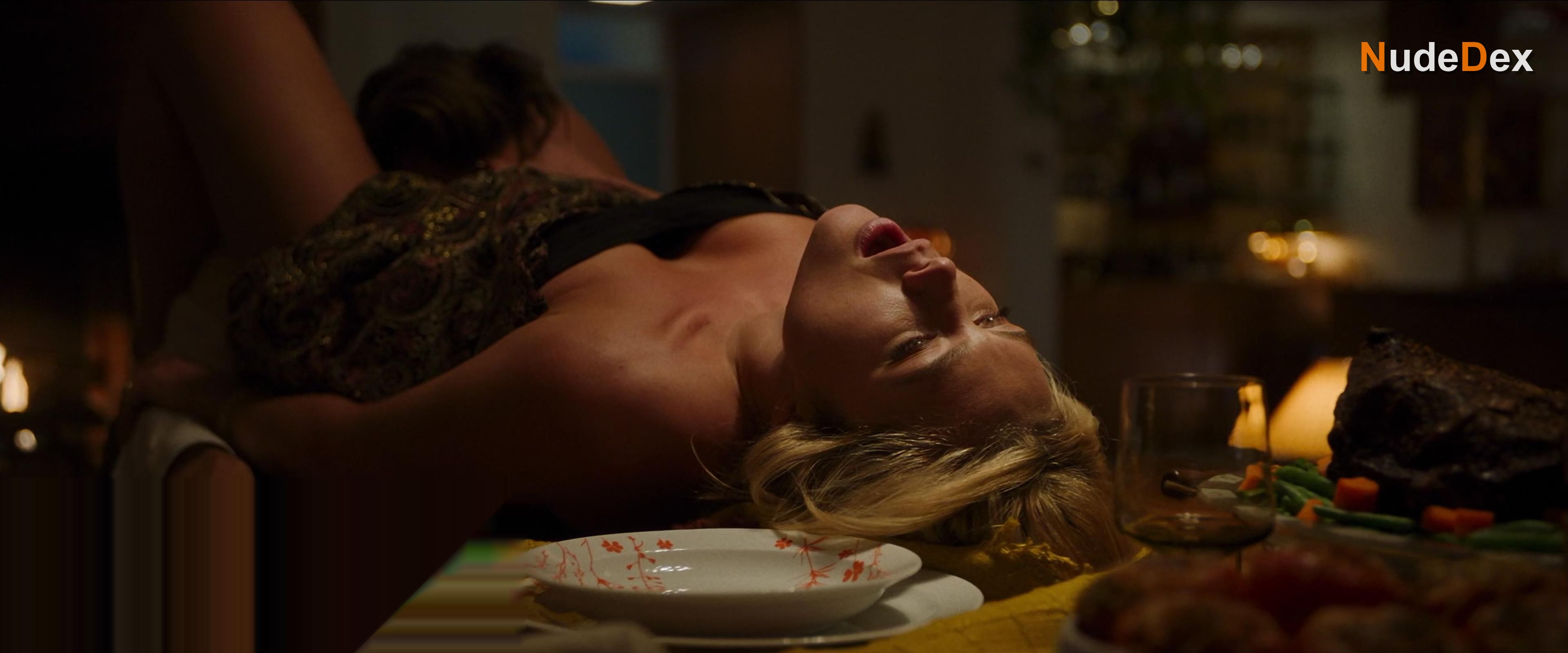 Florence Pugh in Dontworrydarling, photo 4