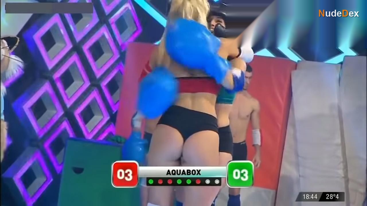 Flor Vigna in Combate, photo 18