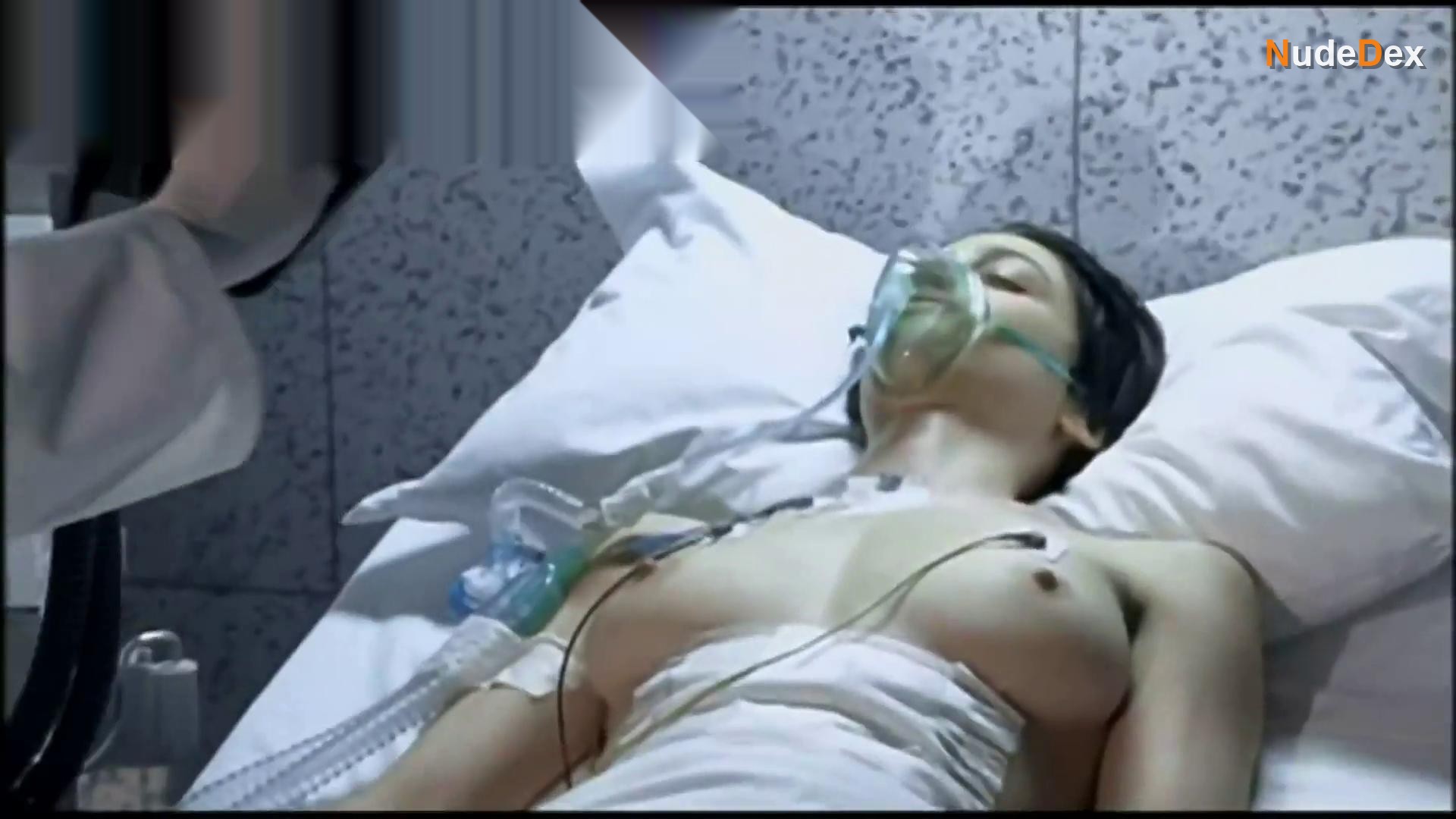 Francesca Inaudi in Dopo Mezzanotte, photo 6