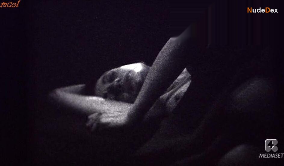 Francesca Inaudi in Dopo Mezzanotte, photo 17